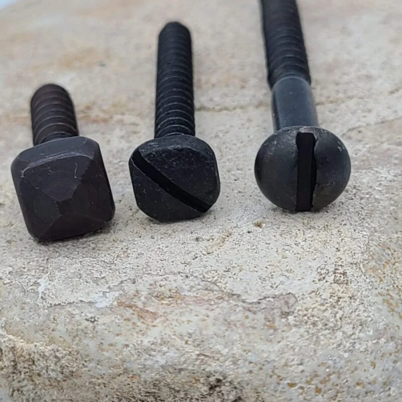 Decorative Screw Sizes Explained + Mounting Instructions